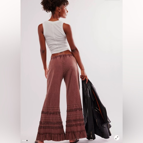 Free People FP One Arabella Ruffles Tiered Wide Leg Pull On Cute Pants XS - Picture 3 of 7